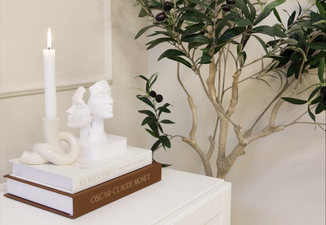 Lugnt och ljust behandlingsrum hos Beauty Bliss Sweden